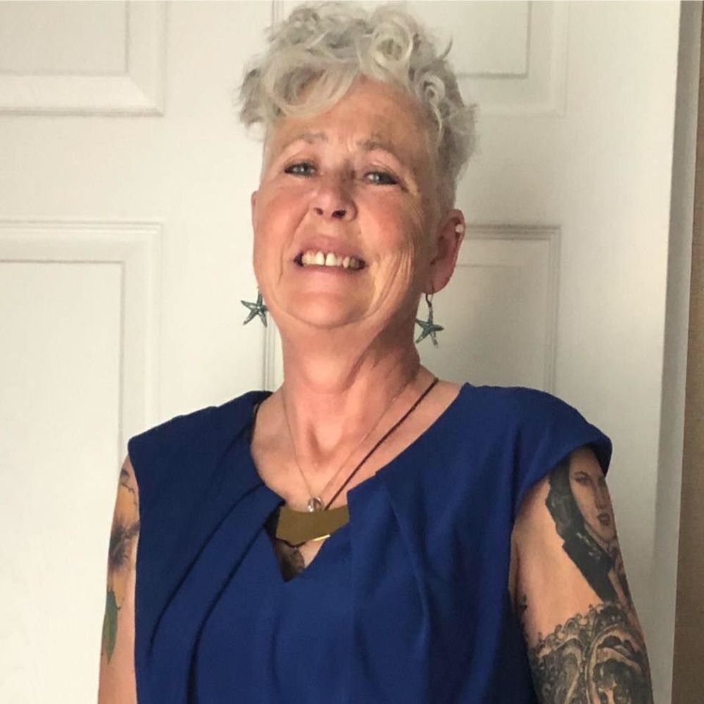 Meet your Posher, Lana